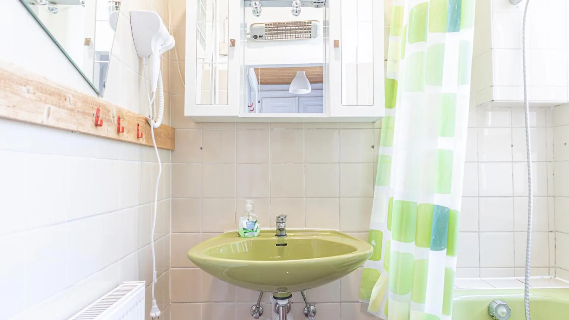 Spacious 3Br Apartment Comfortable And Central Vienne